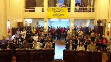 Los contribuyentes que se opusieron al aumento de tasas: “Es una vergüenza este aumento”
