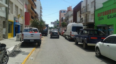 Vecinos y comerciantes reclaman que la calle 85 deje de ser peatonal las 24 horas