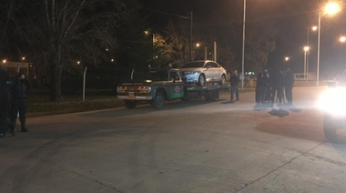 Necochenses quisieron entrar a Olavarría con una grúa y fueron detectados por la policía