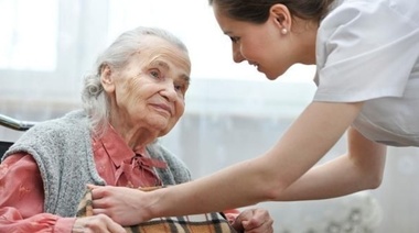 Se abre un curso gratuito para cuidado de abuelos y abuelas