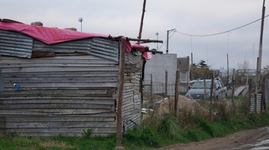 Barrio marginal en la Terminal: “Cada rancho es nuestro fracaso como sociedad”