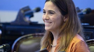 Jimena López: "Un aplauso para nuestra valentía"