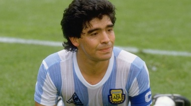 El nacimiento del mito: murió Diego Armando Maradona