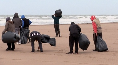 Convocatoria para salida colectiva de limpieza de playas