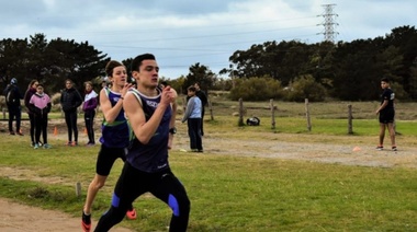 Primer Campeonato Nacional de Atletismo con participación local