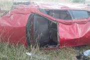 Despiste y vuelco en Ruta 55: Una familia sufrió un accidente rumbo a Necochea
