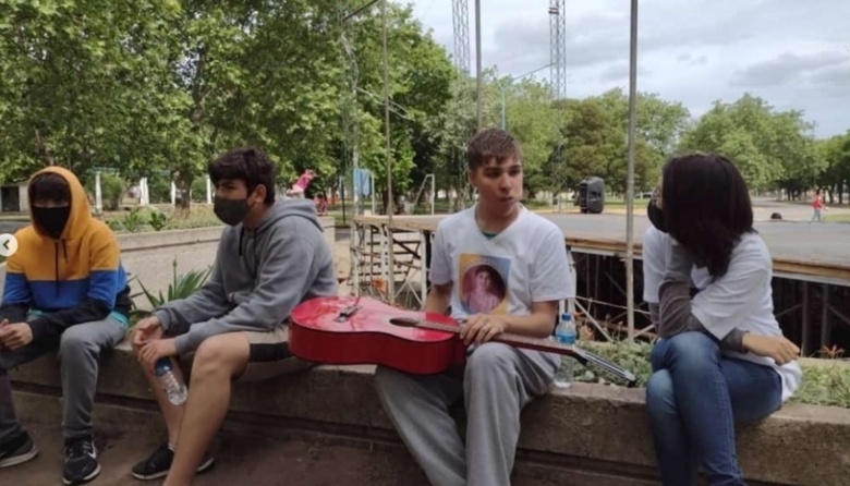 Mataderos y Rivadavia se suman a la campaña "Todos por Franco"