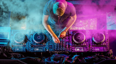 ¿Querés producir música electrónica? Llega a Necochea el curso gratuito “Mi Primer Track”