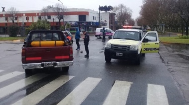 Pésima conducción en las calles de Necochea y Quequén: Dos choques en un día lluvioso dejan heridos