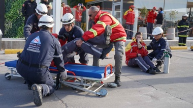 Sólo fue un simulacro: capacitan a playeros y Bomberos por emergencias