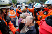 Brutal represión a jubilados frente al Congreso: Gas pimienta, heridos y detenidos en una marcha clave
