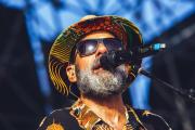 Noche de reggae en Necochea: Ras Kuko y Vosque Dagua en el escenario de WO Cultural