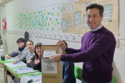 Votó el intendente Rojas, destacó a su equipo y criticó a los candidatos que aparecen cada dos años