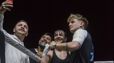 El Polideportivo de Necochea vibró con Araí Leoz y su triunfo por Knockout profesional