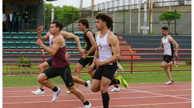 Dos necochenses entre los mejores en Mar del Plata: gran actuación de la Escuela Municipal de Atletismo