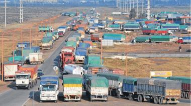Fleteros reclamaron mejores rutas y distribución equitativa de cargas en los puertos bonaerenses
