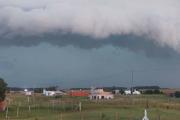 Alerta amarilla por tormentas fuertes en Necochea: se esperan lluvias intensas, ráfagas y posible caída de granizo