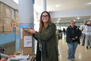 Jimena López votó en Necochea y partió rumbo al búnker de Fuerza Patria en La Plata