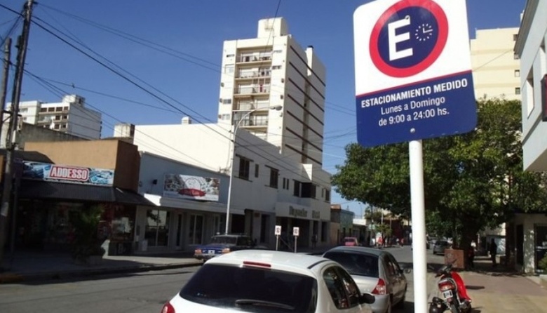 ¿De qué trata el proyecto del Estacionamiento Medido "progresivo" que busca aprobar el oficialismo local?