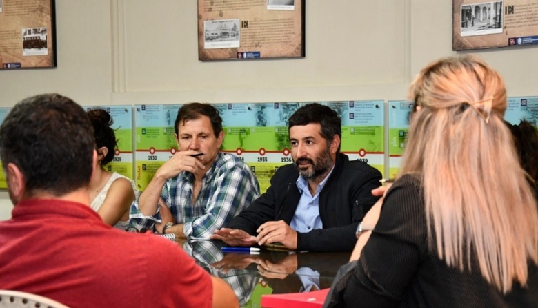 Búsqueda del nadador desaparecido: el municipio busca un “compromiso extra” de la Provincia y la Nación