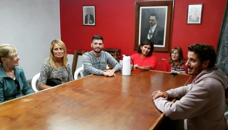 Desde la UCR local salieron al cruce de las políticas educativas de Kicillof