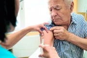 PAMI: Segunda tanda de vacunas antigripales y contra la neumonía disponibles en Necochea