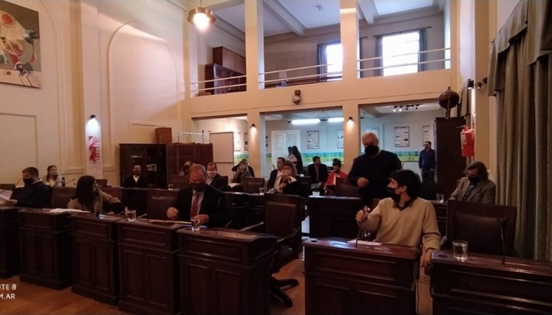 El Concejo obliga el uso de barbijos en una ordenanza "Ad Referendum"
