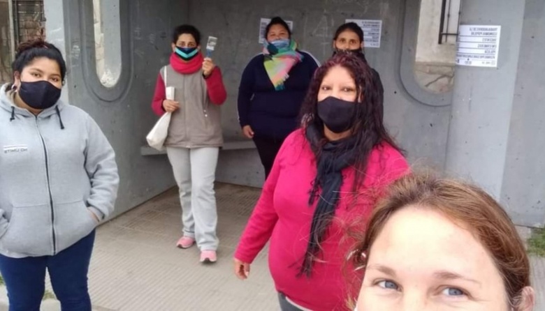Movimiento social lanza campaña de afiches políticos