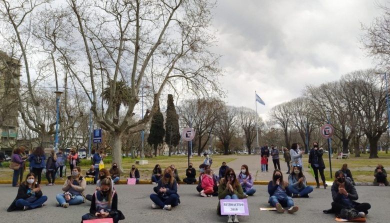 Rojas prometió a las docentes municipales que el aumento de Provincia "llegue lo antes posible"
