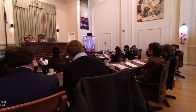 Aumento de tasas municipales: seguí en vivo la asamblea de Mayores Contribuyentes