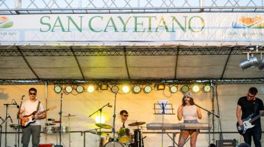 65 años de autonomía: San Cayetano celebró en un vibrante festival comunitario