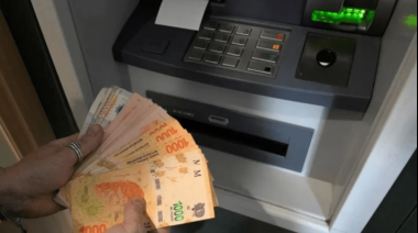 Trabajadores municipales de San Cayetano cobrarán sueldo con aumento