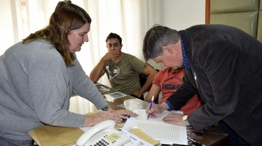 San Cayetano abrió la vacunación antigripal para bebés, embarazadas, mayores de 65 y enfermos crónicos