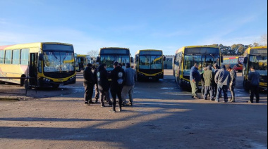 Choferes de Necochea cobrarán sus sueldos tras el ingreso del subsidio, pero denuncian “tomada de pelo”