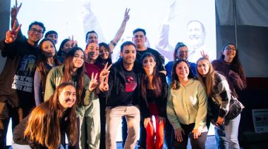 “Hoy reafirmamos el compromiso de ser la generación que no se rinde, que no se vende, que no se borra”