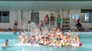 La Escuela “Todos al Agua” realiza este fin de semana el 5º Torneo Nacional de natación adaptada