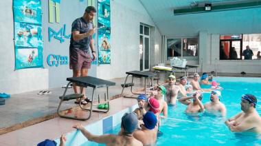 La escuela de natación adaptada 'Todos al Agua' abre inscripciones para el 2025
