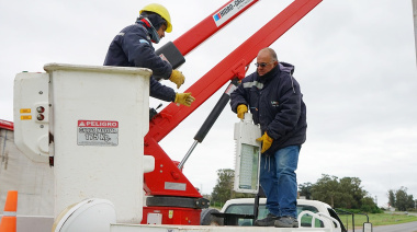 El municipio acelera el recambio de luminarias con una nueva licitación de 1700 equipos