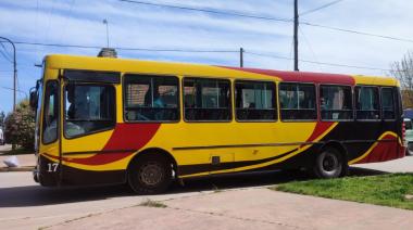 Quejas por la frecuencia de los bondis: Colectiveros y referentes de la UTA viajaron a La Dulce perjudicando el servicio