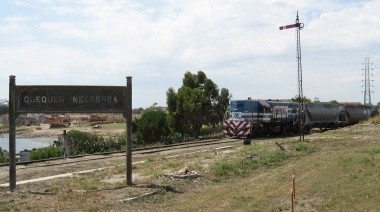 Afirman que Kicillof gestiona el regreso del tren de cargas a Puerto Quequén