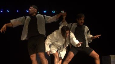 Vuelve “Apocalipsis IA”: teatro necochense que une arte, ironía y conciencia ambiental