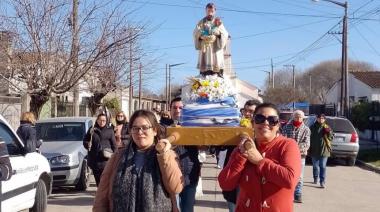 Veneraron a San Cayetano pidiendo pan, paz y trabajo