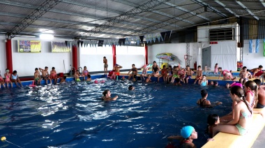 Arranca con éxito el Programa 'Deportes en Verano' en San Cayetano