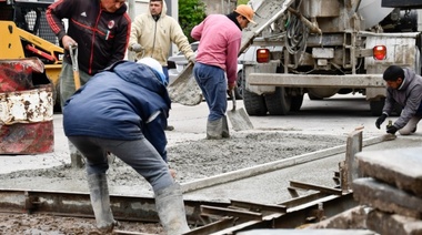 Comienza la obra de asfalto con fondos municipales
