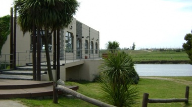 Luego del cumpleaños de 15 el Necochea Rowing Club hizo su descargo