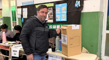 Amilcar de Unión y Libertad: “Disfrutemos de este día haciendo honor a la democracia que tanto costó recuperar”
