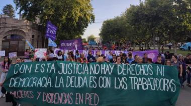 25N en Necochea: Grito colectivo por los derechos de mujeres, travestis, trans y no binaries
