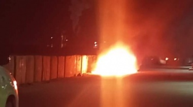 Se incendió un auto en la escollera