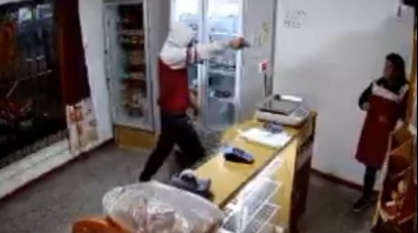 Insoportable Inseguridad: A punta de pistola robaron en una panadería en Quequén