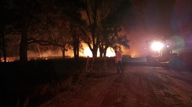 Un incendio afectó 150 hectáreas en la ribera del Río Quequén